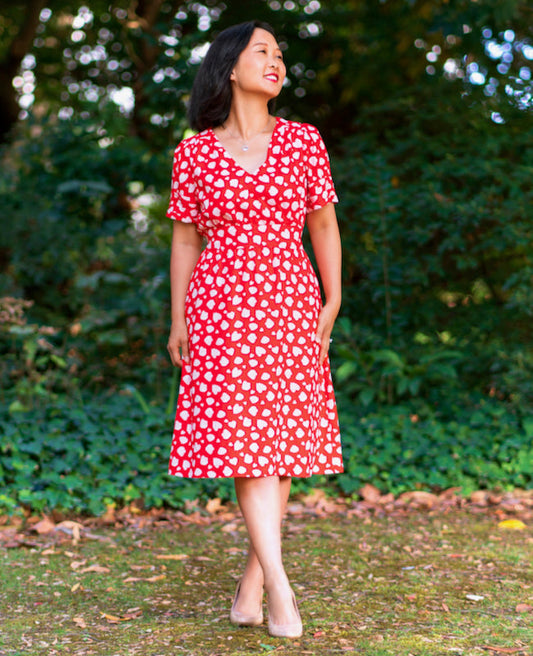 Itch to Stitch Fisterra Top and Dress - Printed copy shop SIZES 16-40/B CUP (+£7.00)