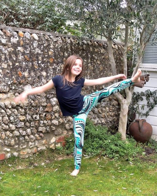Dhurata Davies Children's Moov Leggings and Cycle Shorts